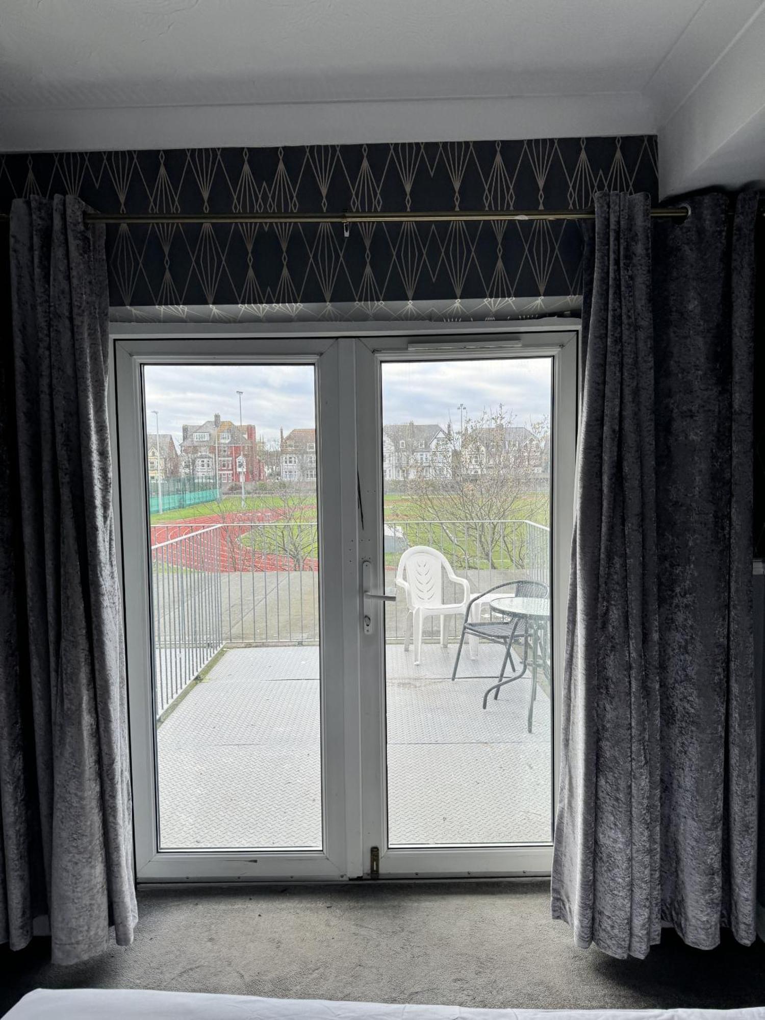 The Majestic Bed & Breakfast Горад Грэйт Ярмут Стая снимка